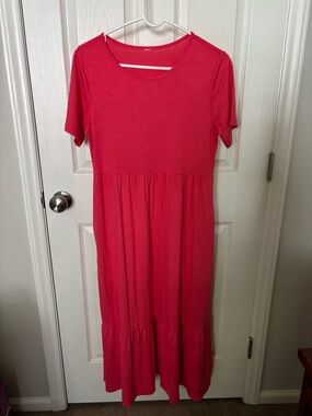 Women's Pink Short-Sleeve Tiered Maxi Dress size Small